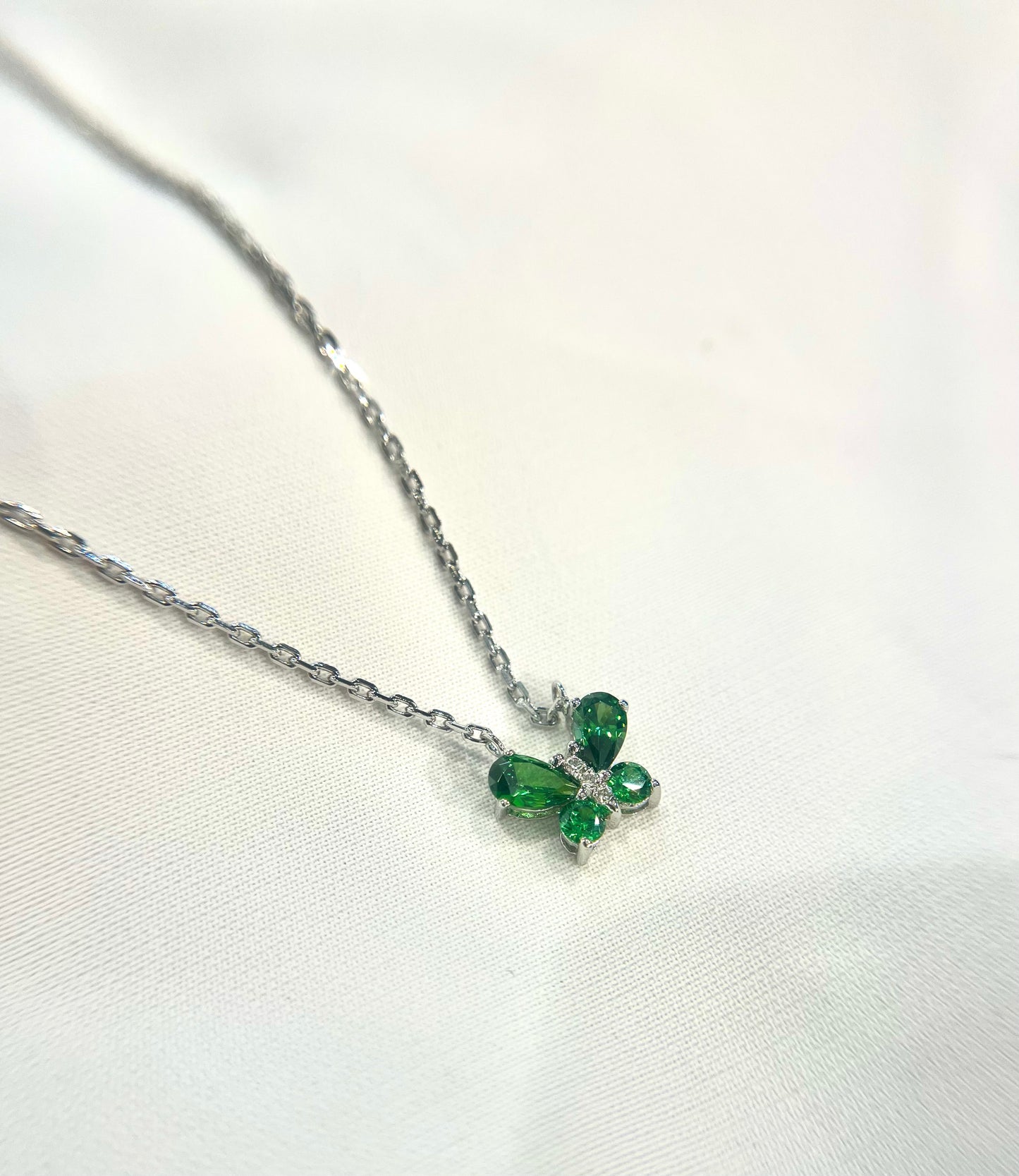 S925 優雅綠色鋯石蝴蝶鑽石頸鏈42AJNO160