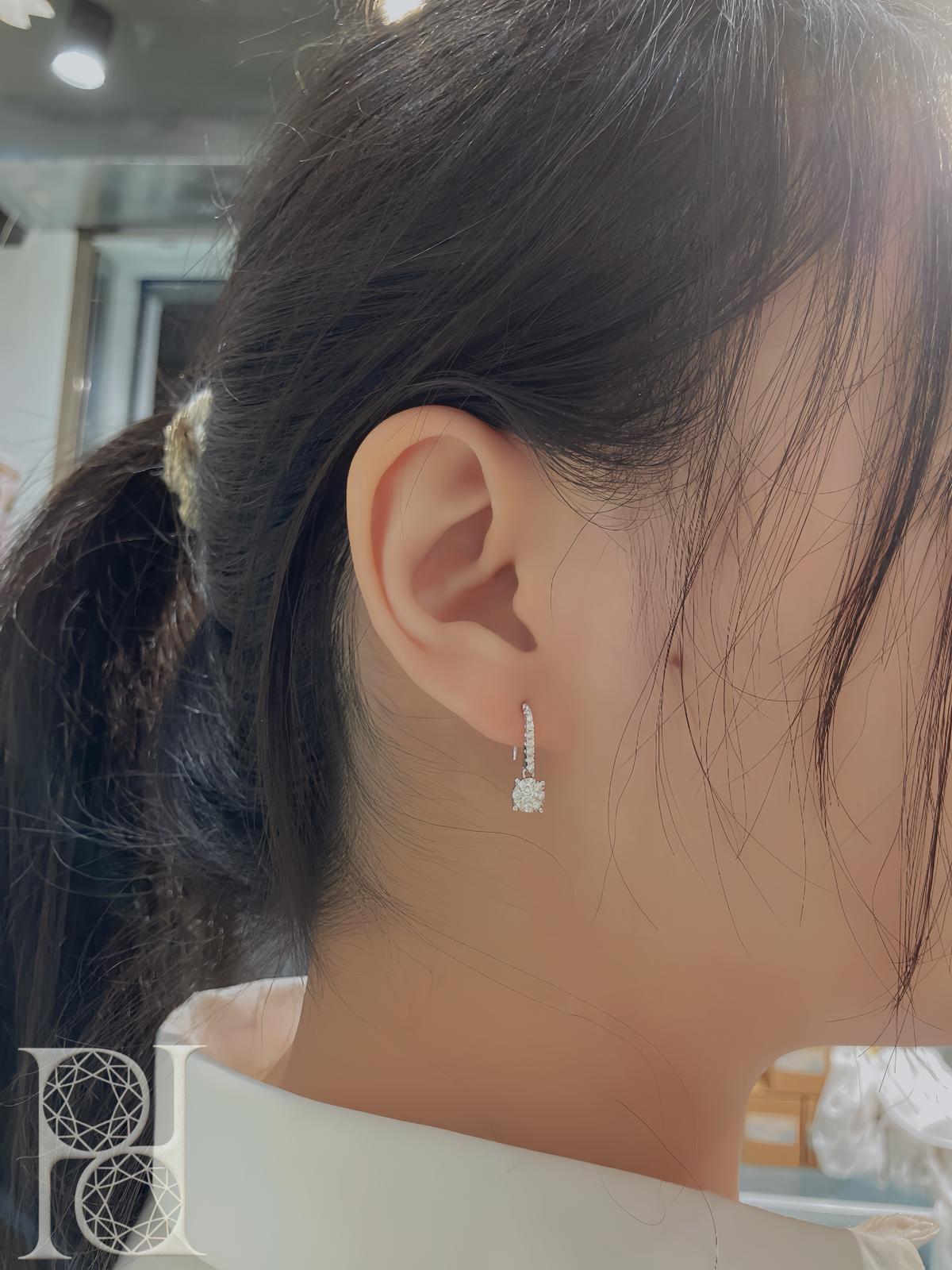 S925 閃耀光環掛鉤式碎鑽耳墜 42E01699