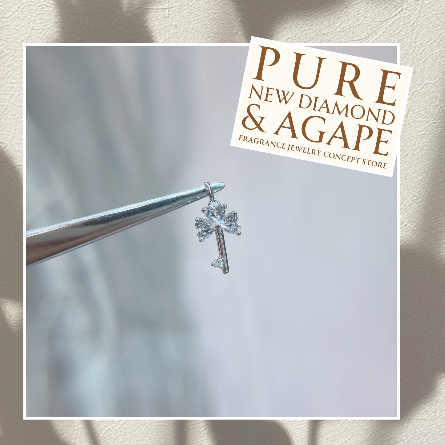 *New* S925 幸運三葉草款 透白心形鋯石拼鑽石吊墜 42AJP0280