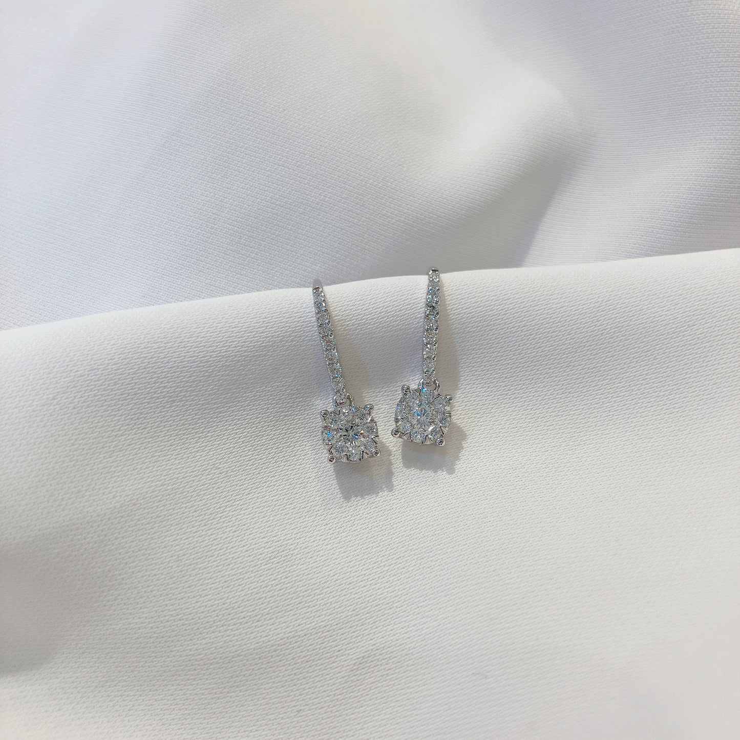 *New* S925 閃耀光環垂墜式鑽石耳環42E01699