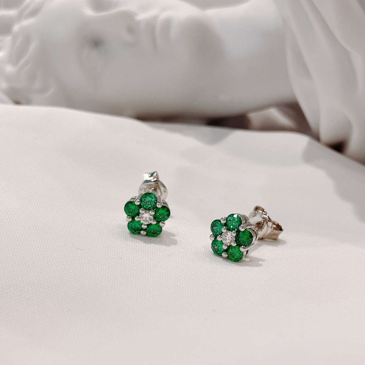 *New* S925 優雅翠綠鋯石櫻花鑽石耳環42AJE0170