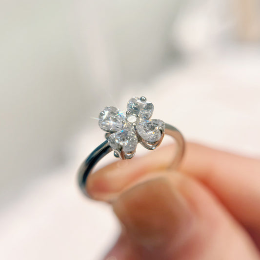 *春日新上* S925 透白幸運四葉草鑽石戒指42AJR0457