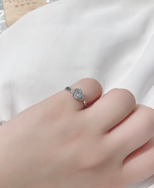 *New*時尚扭紋高冠三爪18K鑽石戒指H24845