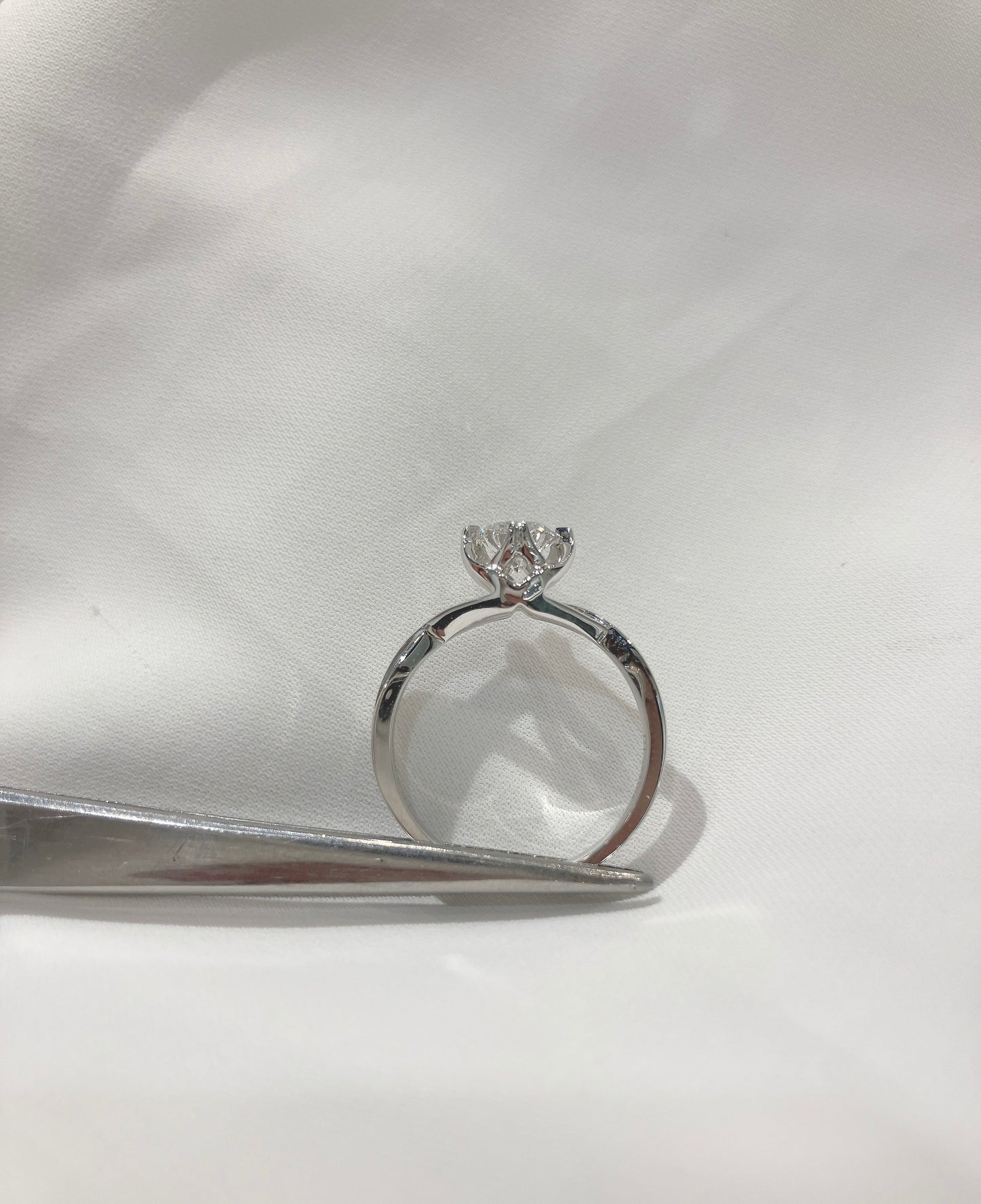 *New*簡約現代風花冠四爪18K鑽石戒指H26252